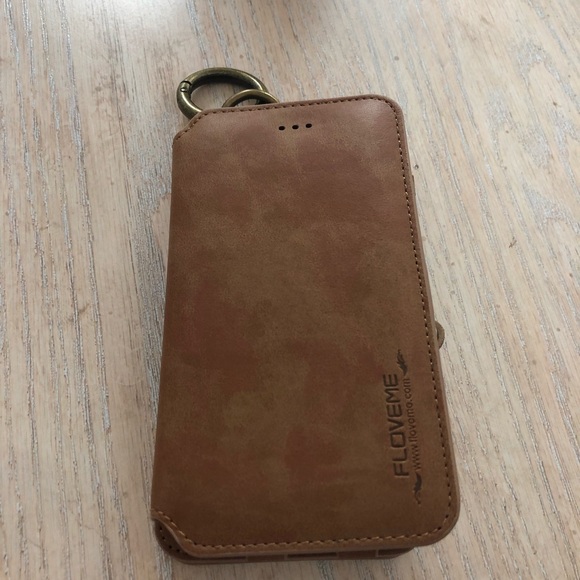 Accessories - SOLD NWT cellphone wallet 8